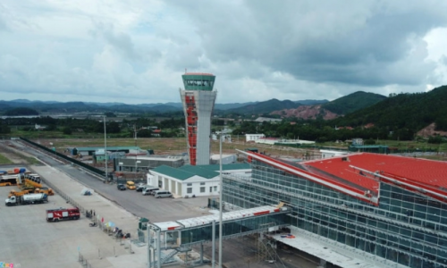 Sân bay Vân Đồn mở cửa trở lại, yêu cầu các hãng hàng không khẩn trương đổi, hoàn vé cho khách