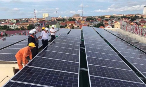 Bộ Công Thương sẽ kiểm tra điện mặt trời mái nhà tại 10 địa phương