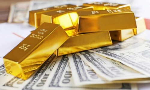 USD tăng vọt, giá vàng tiếp tục giảm