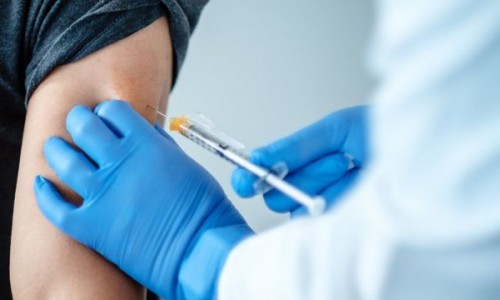 Tiêm mũi thứ hai vắc xin Covivac cho 6 người đầu tiên