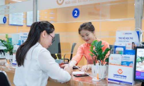 Cổ phiếu LPB ngược bão thị trường nhờ kỳ vọng vào "bầu" Thụy