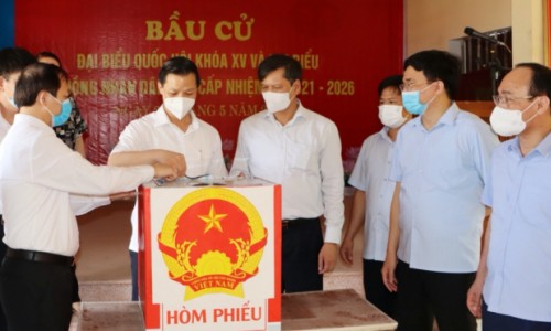 Hôm nay 69 cử tri đi bầu cử đại biểu Quốc hội và HĐND các cấp