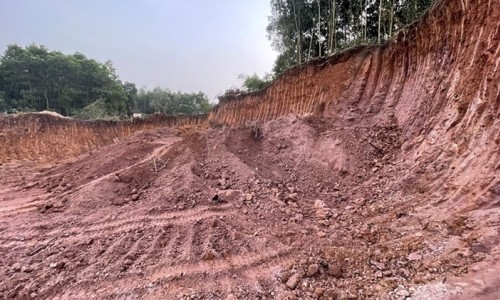 Thị trấn Trại Cau (Đồng Hỷ - Thái Nguyên): Xuất hiện tình trạng khai thác, san lấp đất trái phép