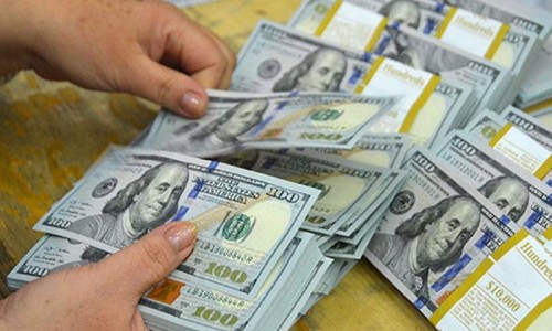 Ngân hàng Nhà nước giảm mạnh giá mua USD