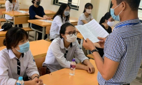 Bộ GD&ĐT cân nhắc nhiều giải pháp để đảm bảo an toàn cho kỳ thi tốt nghiệp THPT 2021
