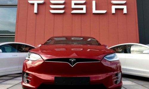 Tập đoàn Panasonic bán toàn bộ cổ phần trong Tesla