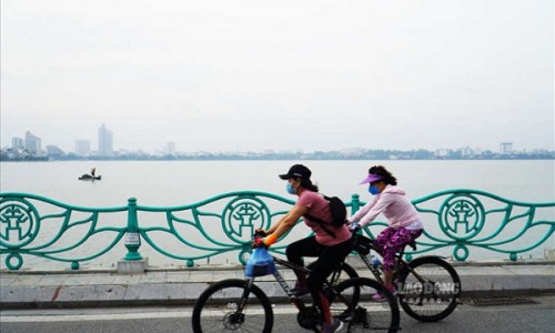 Hà Nội mở lại sân golf, hoạt động thể dục, thể thao ngoài trời