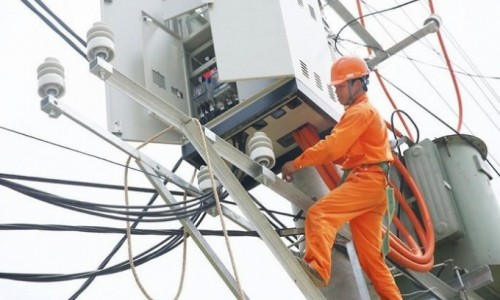 Miền Bắc nguy cơ thiếu điện, cắt luân phiên trên diện rộng