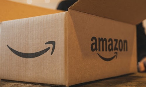 Gã khổng lồ Amazon vướng vào đơn kiện tại Mỹ do bán hàng kém chất lượng?