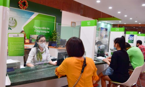 Những ngân hàng nào giảm lãi suất cho vay?