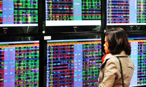 Chứng khoán ngày 30/7 Khối ngoại mua ròng trong phiên, VN-Index tăng hơn 16 điểm