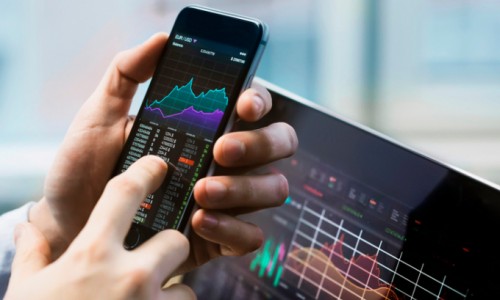 Chứng khoán ngày 27/8 Rơi sâu rồi bật mạnh trở lại, chỉ số VN-Index tăng hơn 12 điểm