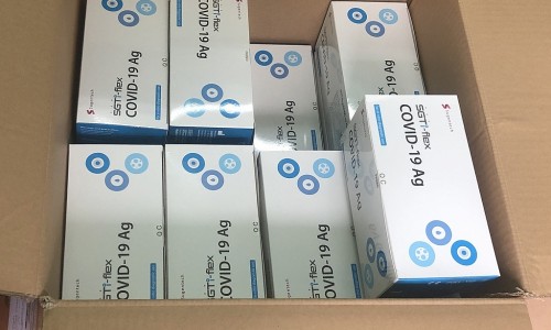 Quảng Bình: Kịp thời bắt giữ 1.000 bộ kit test nhanh Covid-19 có dấu hiệu nhập lậu