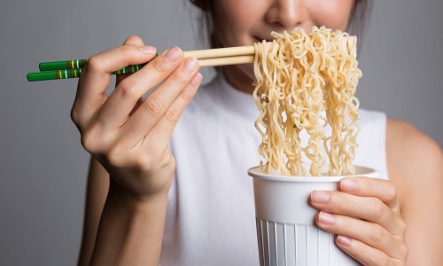 Từ vụ mì Hảo Hảo bị thu hồi, các doanh nghiệp cần lưu ý điều gì?
