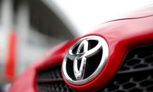 Toyota bị cáo buộc vi phạm bằng sáng chế thép dùng cho sản xuất xe điện