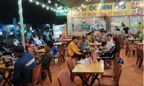 TP. Hồ Chí Minh thí điểm mở lại các dịch vụ kinh doanh ăn uống tại chỗ