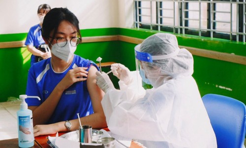 Hà Nội: Trong quý IV/2021 sẽ tiêm đủ mũi vaccine COVID-19 cho trên 95% trẻ em từ 12-17 tuổi