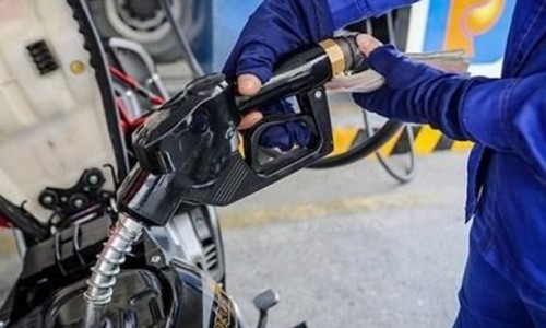 Giá xăng dầu lại giảm