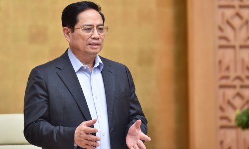 Thủ tướng: Nghiên cứu chế tài xử lý những người không chịu tiêm vaccine