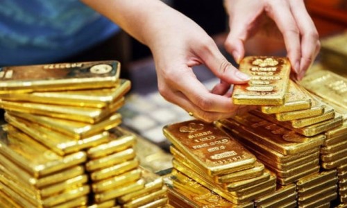Giá vàng ngày 25/12: Vàng tăng cao trên mức 1.800 USD/ounce