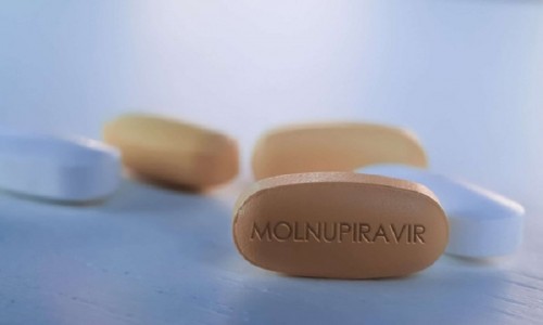 Bộ Y tế phản hồi thông tin thuốc Molnupiravir có tác dụng phụ và cảnh báo khi sử dụng