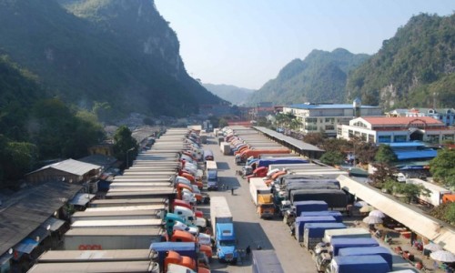Lạng Sơn tạm dừng tiếp nhận phương tiện chở hoa quả tươi xuất khẩu từ 16/2