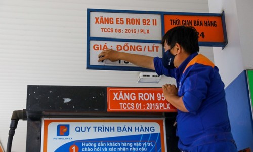 Giá xăng có thể phá đỉnh 30.000 đồng/lít, doanh nghiệp càng bán càng lỗ