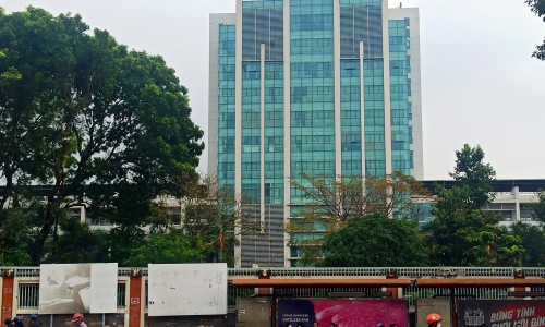 Vì sao trường ĐH Sư phạm kỹ thuật TP.HCM khuyết hiệu trưởng gần một năm nay?