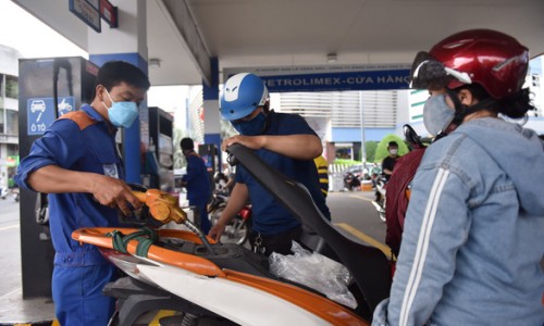 Thực hư thông tin Malaysia bán xăng 13.000 đồng/lít cho Việt Nam