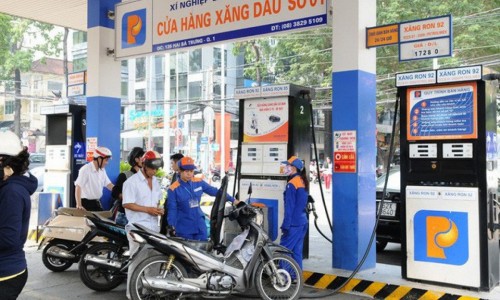 Bộ Tài chính đề xuất giảm 4 loại thuế nhằm giảm giá xăng dầu