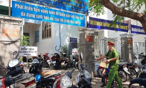 Kỷ luật 4 cán bộ CDC Khánh Hòa vụ mua kit xét nghiệm COVID 19