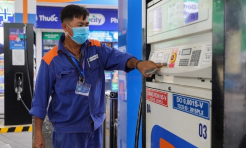 Giảm hơn 1.000 đồng/lít, xăng về mức thấp nhất từ đầu năm