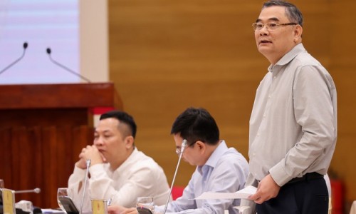 "Ông Phạm Nhật Vượng không nằm trong danh sách cấm xuất cảnh"