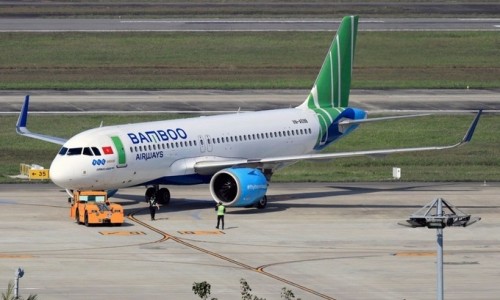 FLC dùng gần 155 triệu cổ phần Bamboo Airways và sân golf tại Quảng Bình làm tài sản bảo đảm tại OCB
