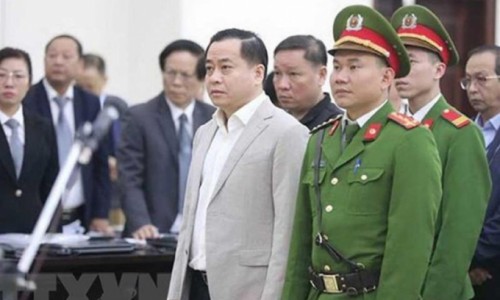 Khởi tố Vũ 