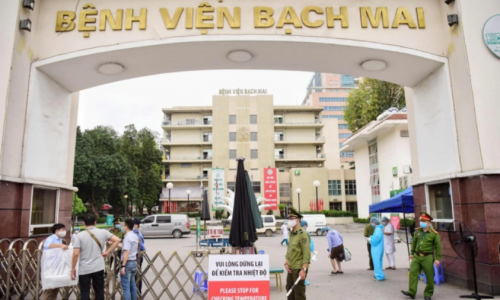 Bộ Y tế yêu cầu Bệnh viện Bạch Mai không tăng giá dịch vụ khám, chữa bệnh