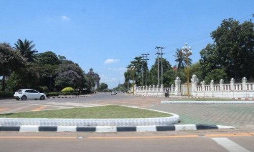 Lào chính thức phong tỏa thủ đô từ sáng nay, 22/4
