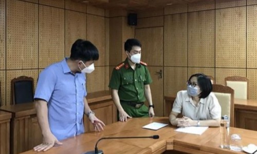 Bắc Giang: Khởi tố nữ cán bộ Cục thuế