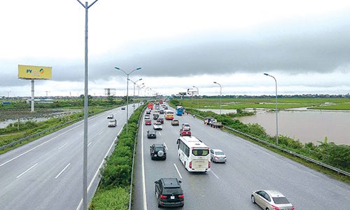Thêm 5 nhóm ôtô được miễn phí đường bộ