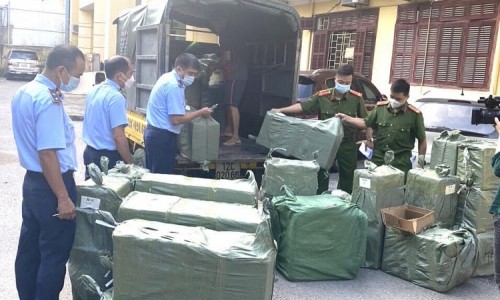 Lạng Sơn: Tạm giữ số lượng lớn máy thở oxy không rõ nguồn gốc