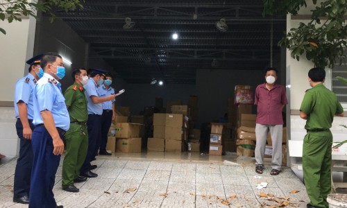 An Giang: Phát hiện 1 cơ sở sản xuất mỹ phẩm có phiếu công bố đã hết hiệu lực
