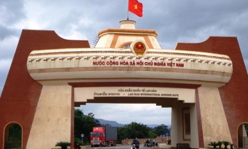 Chính phủ ban hành biểu thuế nhập khẩu ưu đãi đặc biệt Việt Nam - Lào