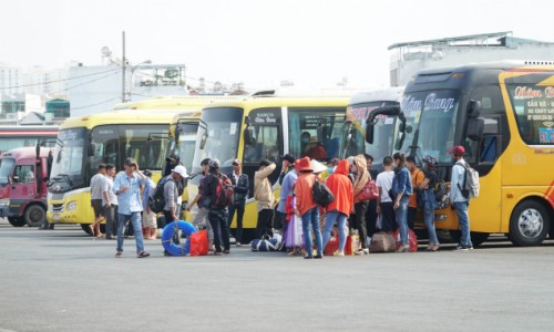 Bộ GTVT ban hành một số giải pháp chống tăng giá vé vận tải dịp Tết