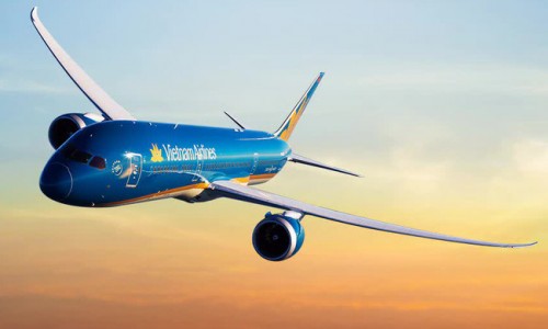 Vietnam Airlines lỗ tiếp gần 3.400 tỷ đồng trong quý 3, nguy cơ bị hủy niêm yết vẫn cận kề