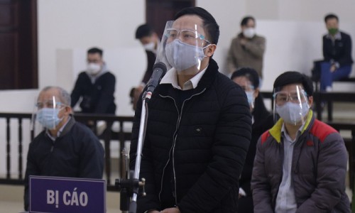 Vụ cấp bằng giả tại Trường Đại học Đông Đô, Viện Kiểm sát đã đề nghị mức án với 10 bị cáo