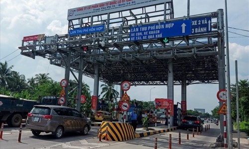 Phí sử dụng đường bộ được giảm 30% giữa năm 2022