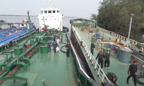 Đề nghị truy tố 74 bị can trong vụ buôn lậu gần 200 triệu lít xăng giả