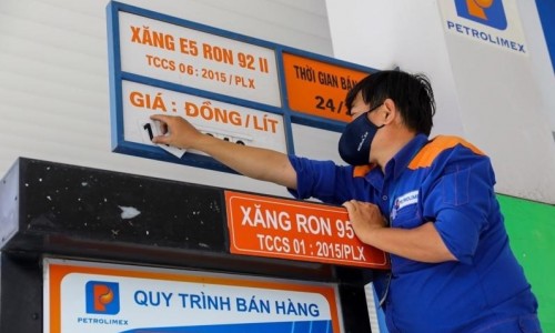 Giá xăng tăng 1.000-1.200 đồng/lít vào ngày 11/2?
