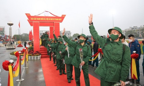 Náo nức ngày hội tòng quân của Thanh niên Thủ đô