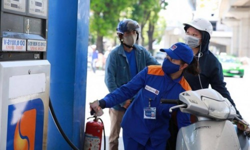 Thuế bảo vệ môi trường đối với xăng dầu chính thức giảm mạnh từ tháng 4/2022